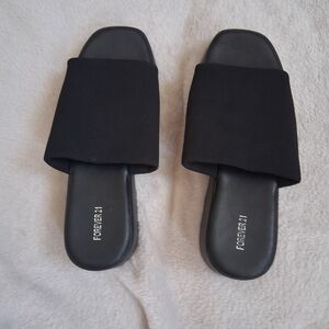 Forever 21 Black Casual Slides